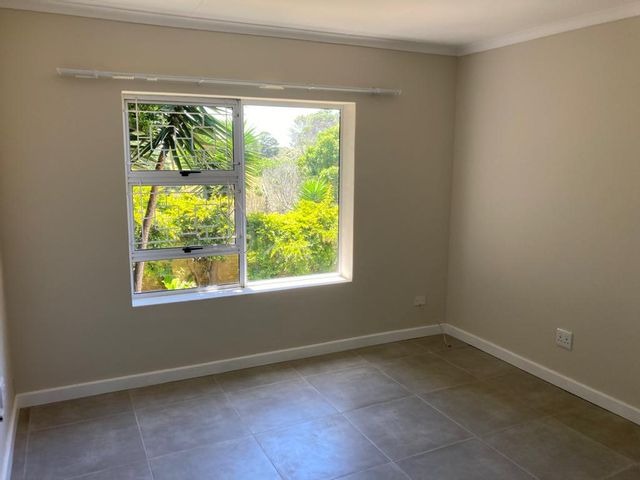 To Let 3 Bedroom Property for Rent in Lovemore Heights Estate Eastern Cape